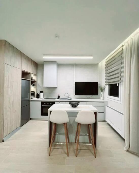 8 Blocks Apartments 1B Alexandroupolis Buitenkant foto