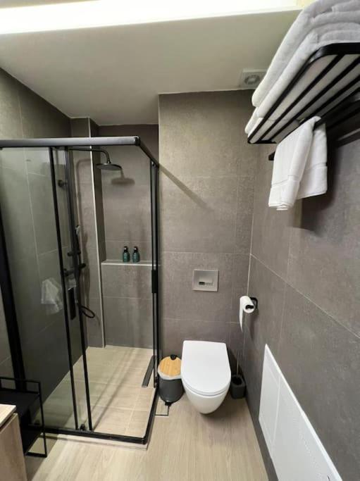 8 Blocks Apartments 1B Alexandroupolis Buitenkant foto