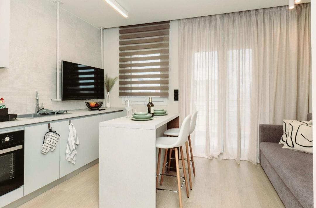 8 Blocks Apartments 1B Alexandroupolis Buitenkant foto