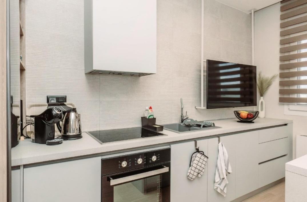 8 Blocks Apartments 1B Alexandroupolis Buitenkant foto